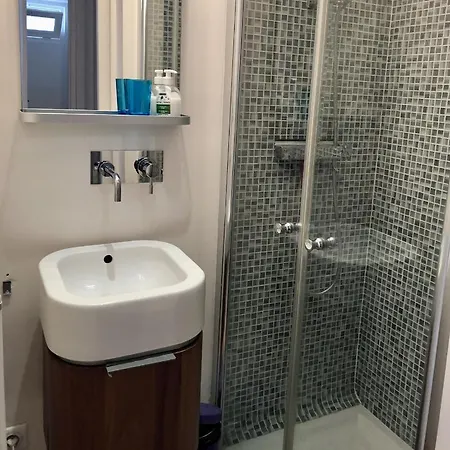 Beau 2 Pieces 40m2 Plein Centre